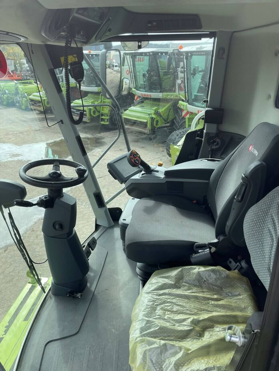 CLAAS LEXION 670 / 2020 - Image 9