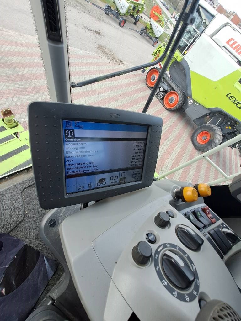 CLAAS LEXION 780 TT / 2017 - Image 18
